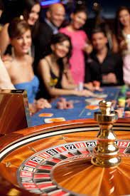 Free spin bonus round with multiplier display